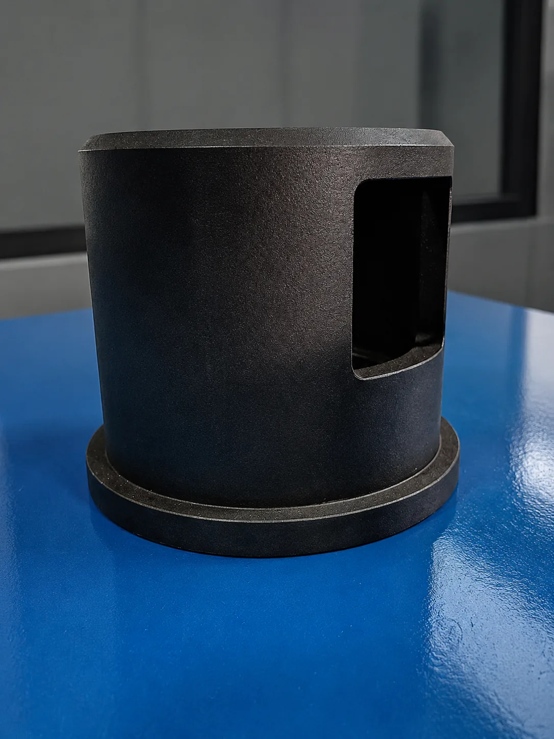 Directional sleeve detail used for photo identification