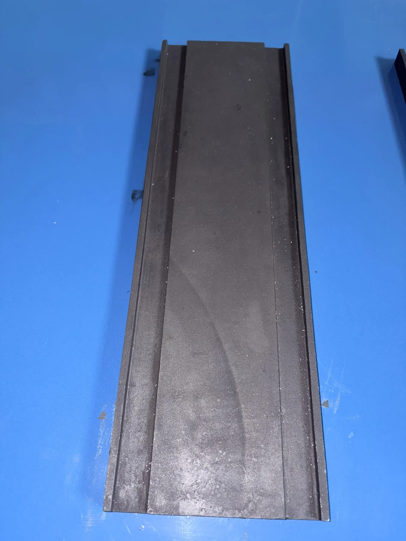 Blast wheel blades batch for quality review